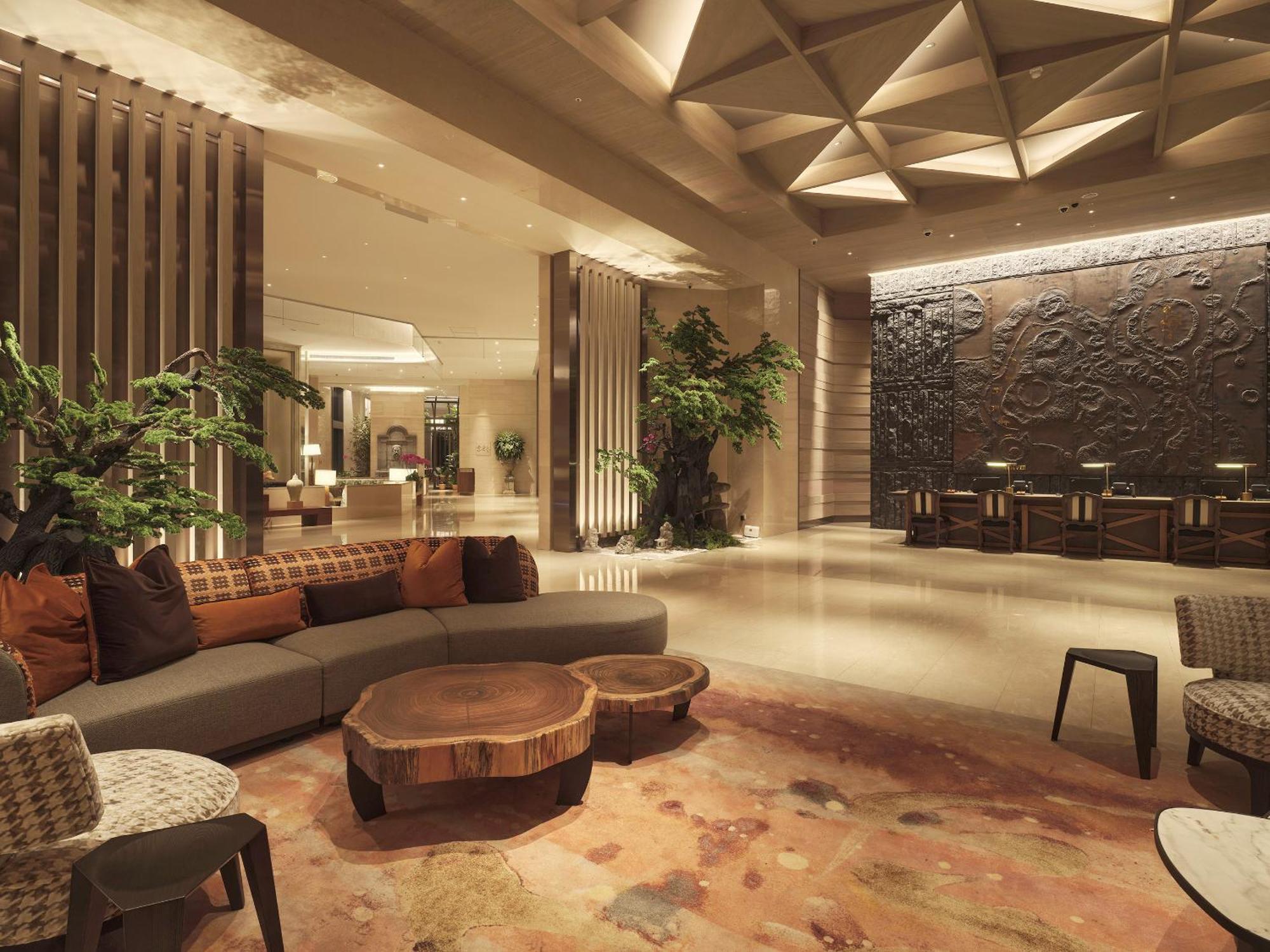 Fleur De Chine Hotel Yuchi Exteriör bild The lobby of the hotel