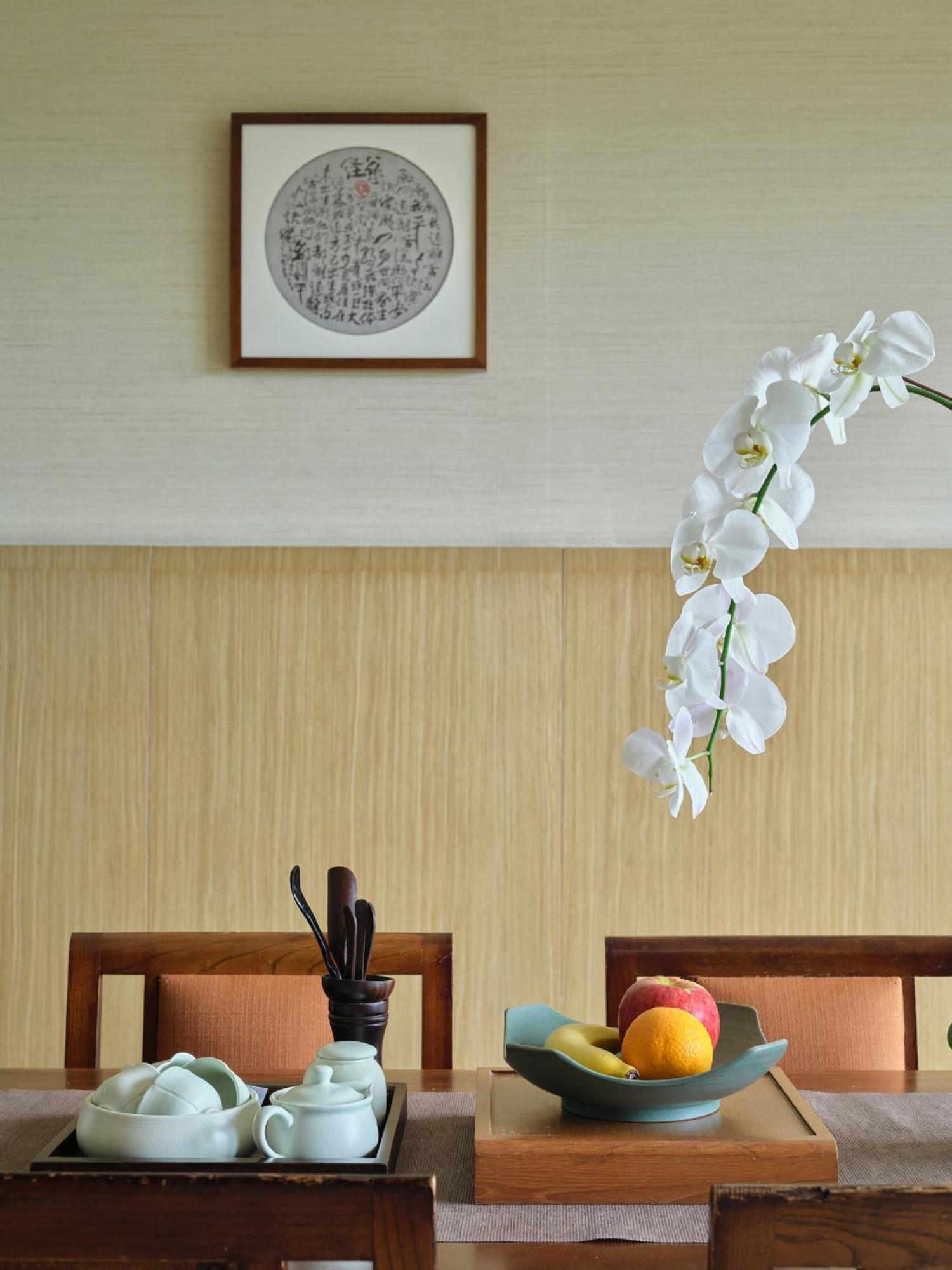 Fleur De Chine Hotel Yuchi Rum bild A wall panel